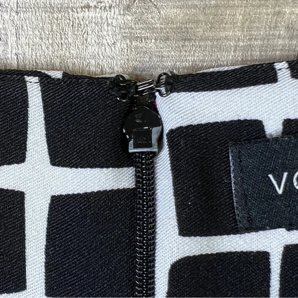 Voir Voir Size 10 Sleeveless Block Print Back Zippered Dress - Picture 9 of 11